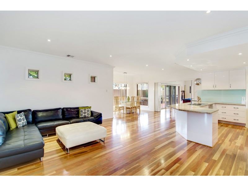 27 Selbourne Avenue, Rostrevor SA 5073