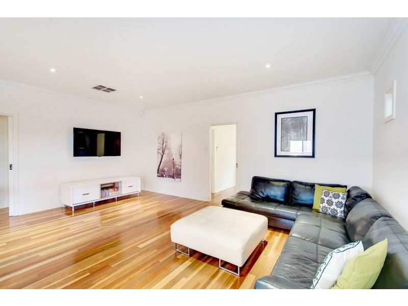 27 Selbourne Avenue, Rostrevor SA 5073