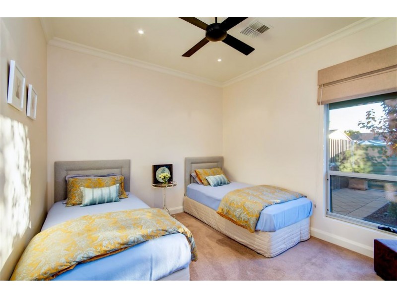 33 Lockwood Road, Erindale SA 5066