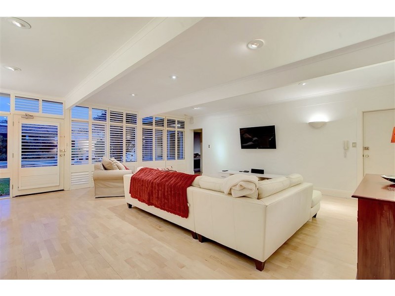 18 Chisholm Avenue, Burnside SA 5066