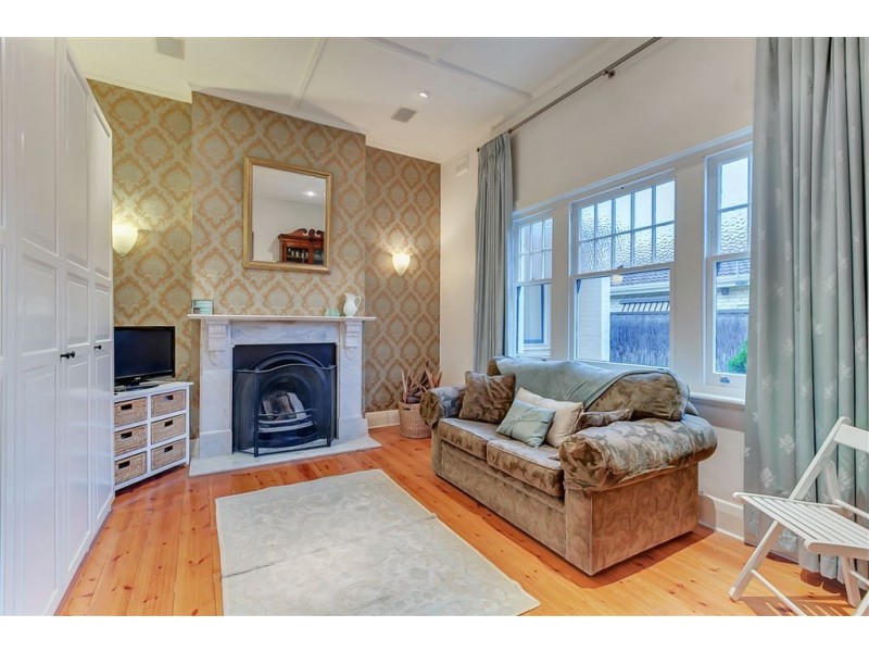 18 Chisholm Avenue, Burnside SA 5066