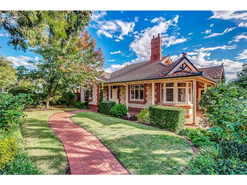 10 Hexham Avenue, Myrtle Bank SA 5064