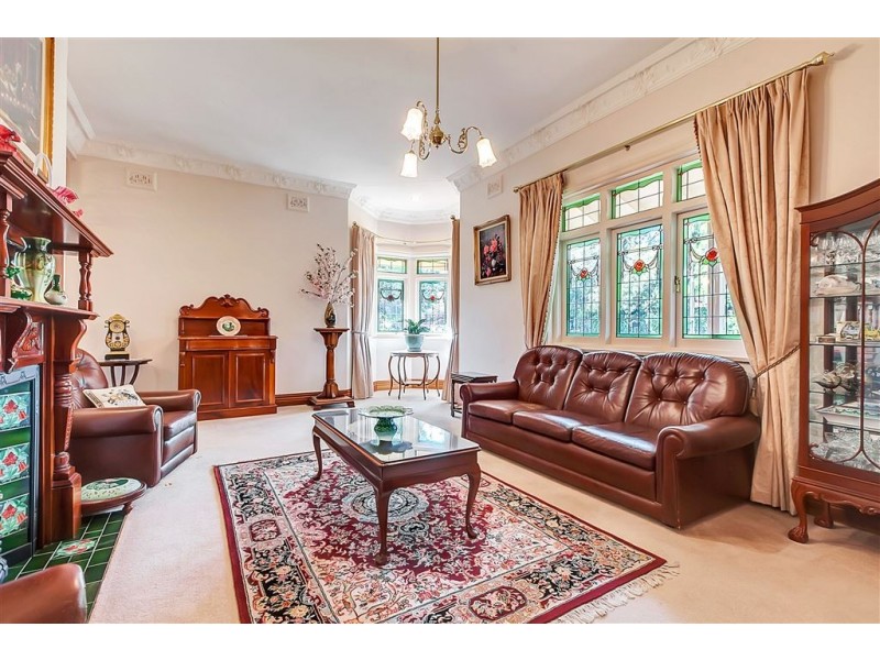 10 Hexham Avenue, Myrtle Bank SA 5064