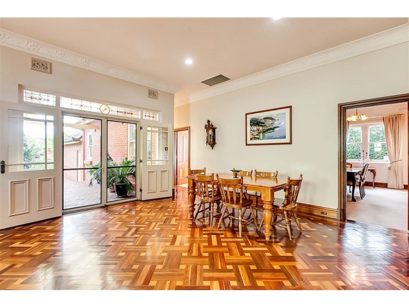 10 Hexham Avenue, Myrtle Bank SA 5064