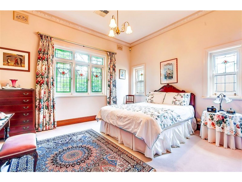 10 Hexham Avenue, Myrtle Bank SA 5064