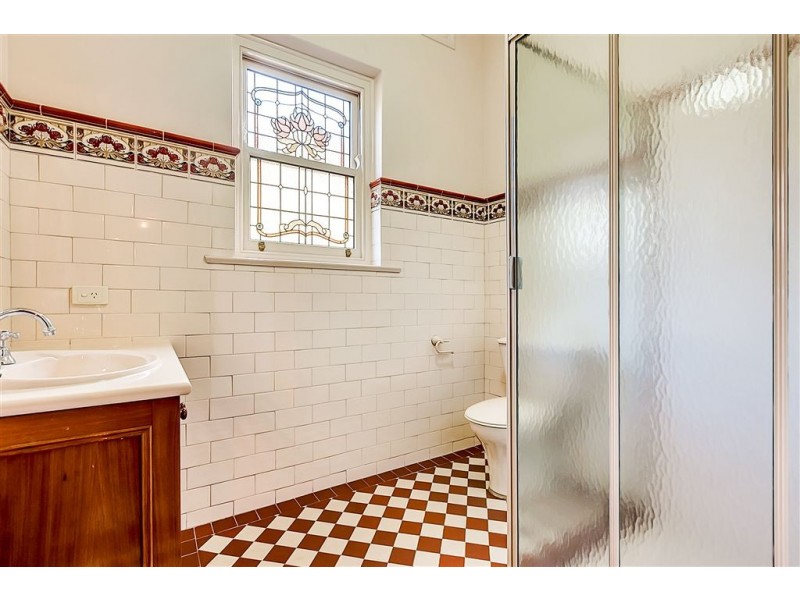 10 Hexham Avenue, Myrtle Bank SA 5064