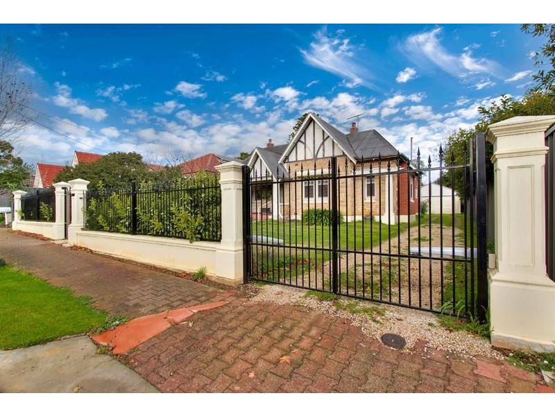 21 Palmer Avenue, Myrtle Bank SA 5064