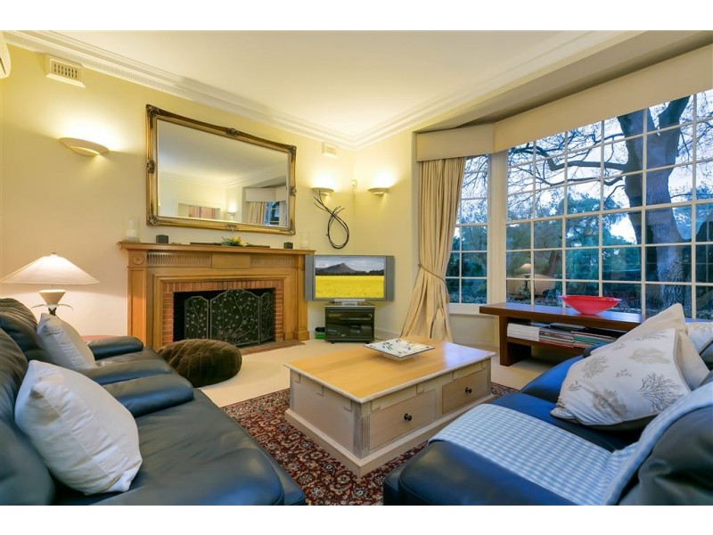 14 Gilles Road, Glen Osmond SA 5064