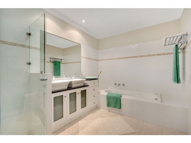 13 Zenith Avenue, Burnside SA 5066