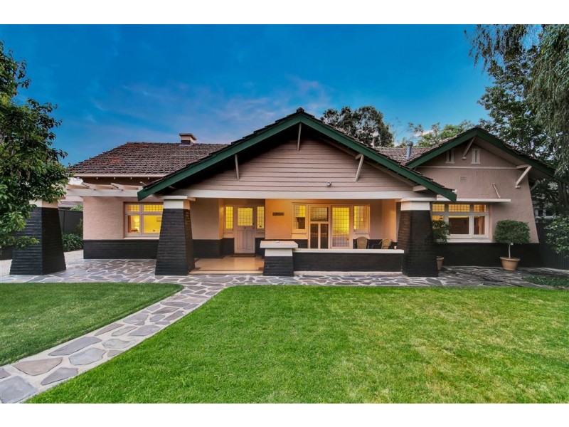 13 Peroomba Avenue, Kensington Gardens SA 5068