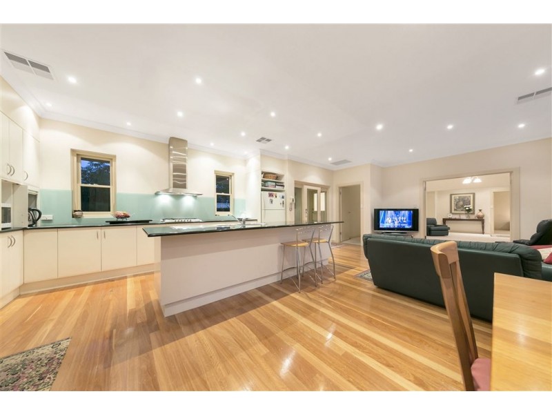 6 Short Crescent, Beaumont SA 5066