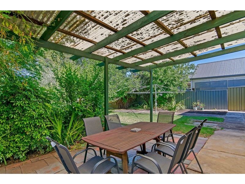 8 Burnham Avenue, Myrtle Bank SA 5064