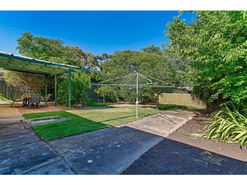 8 Burnham Avenue, Myrtle Bank SA 5064