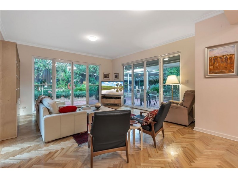 9 Wood Grove, Hazelwood Park SA 5066