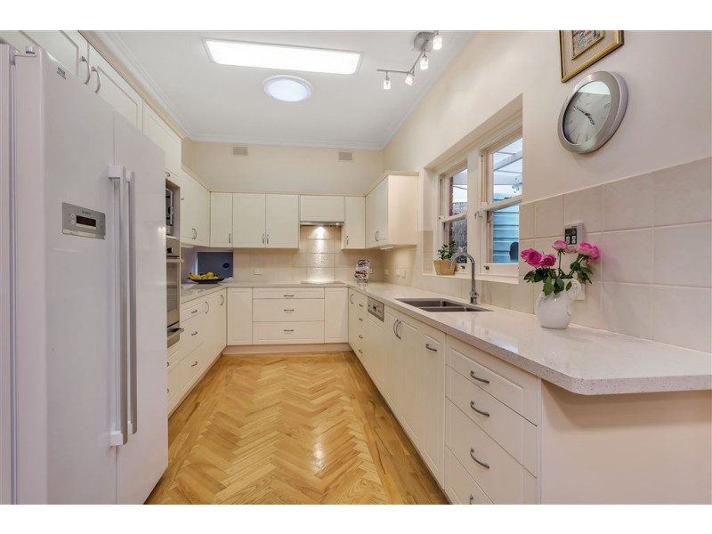 9 Wood Grove, Hazelwood Park SA 5066