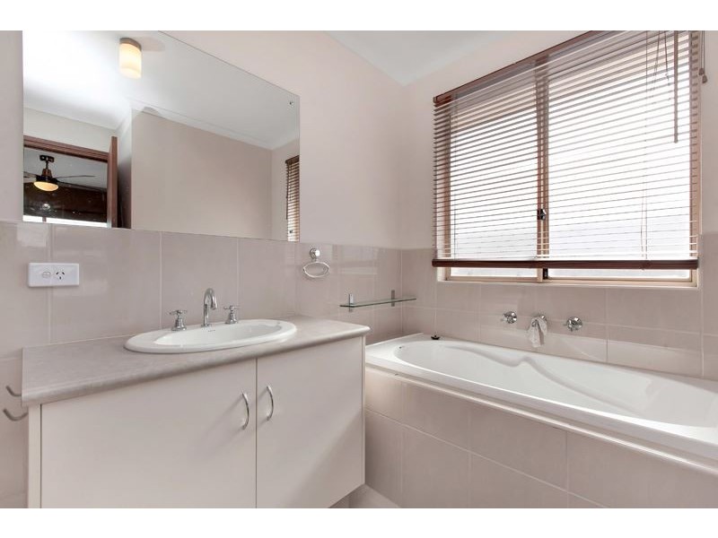 19A Valiant Road, Port Willunga SA 5173