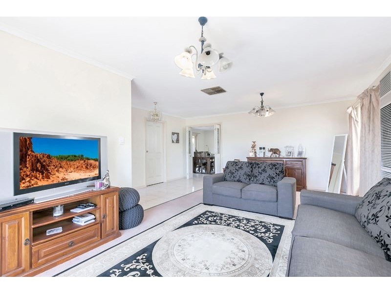 36 Cambridge Terrace, Hillbank SA 5112