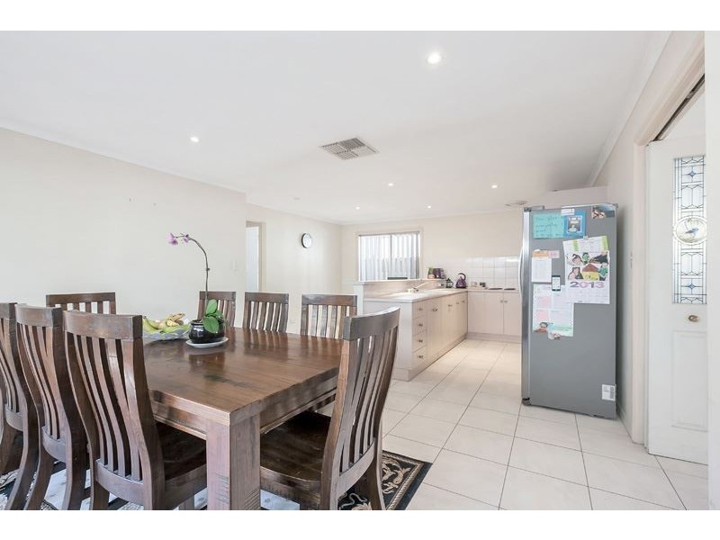 36 Cambridge Terrace, Hillbank SA 5112