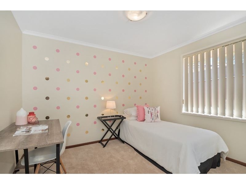 2 Meadow Lane, Gulfview Heights SA 5096