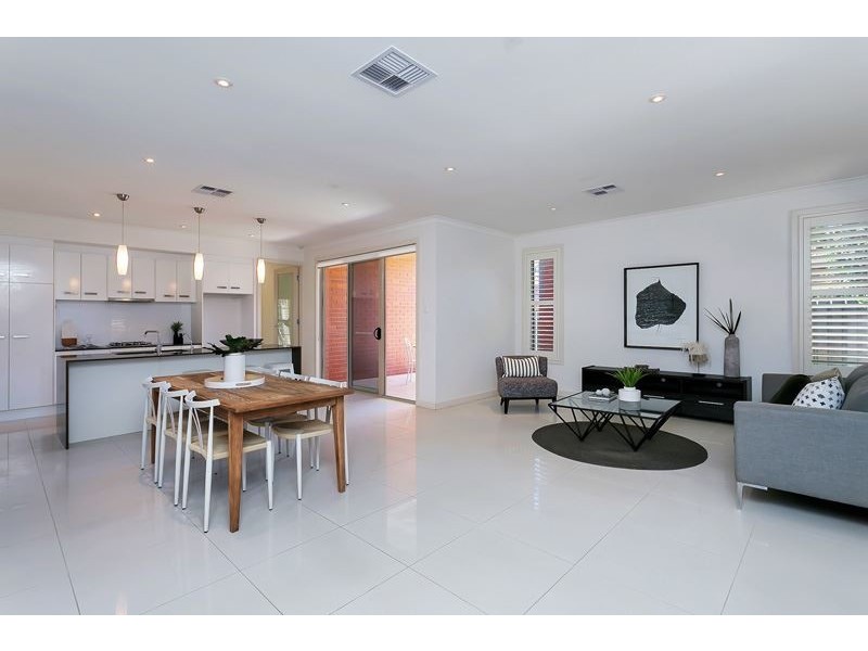 25A Derwent Avenue, Magill SA 5072