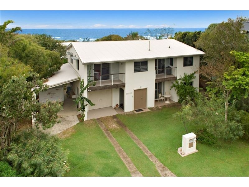 7 Callitris Crescent, Marcus Beach QLD 4573