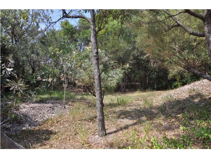 1570 David Low Way, Point Arkwright QLD 4573