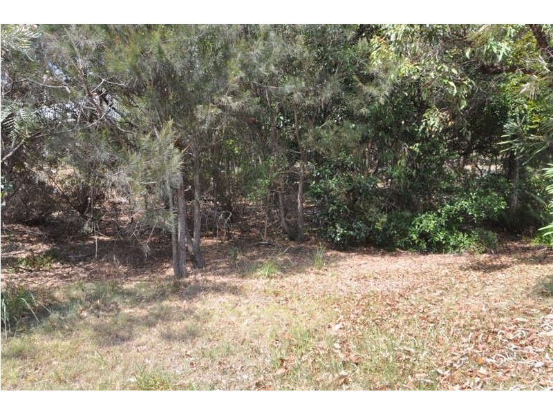 1570 David Low Way, Point Arkwright QLD 4573