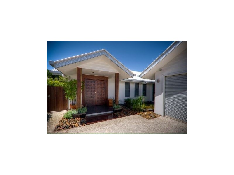 31 Lakedrive Crescent, Marcoola QLD 4564