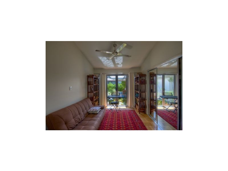 31 Lakedrive Crescent, Marcoola QLD 4564