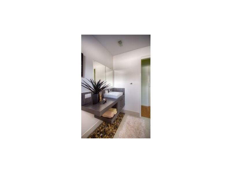 31 Lakedrive Crescent, Marcoola QLD 4564