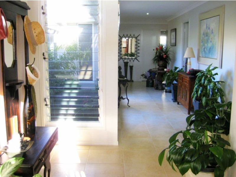 6 Peachtree Crescent, Peregian Springs QLD 4573