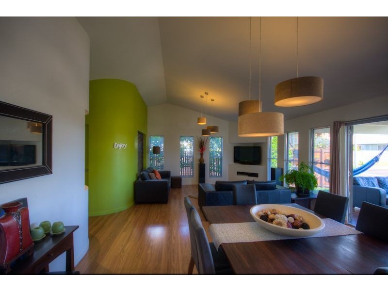 31a & 31b Lakedrive Crescent, Marcoola QLD 4564