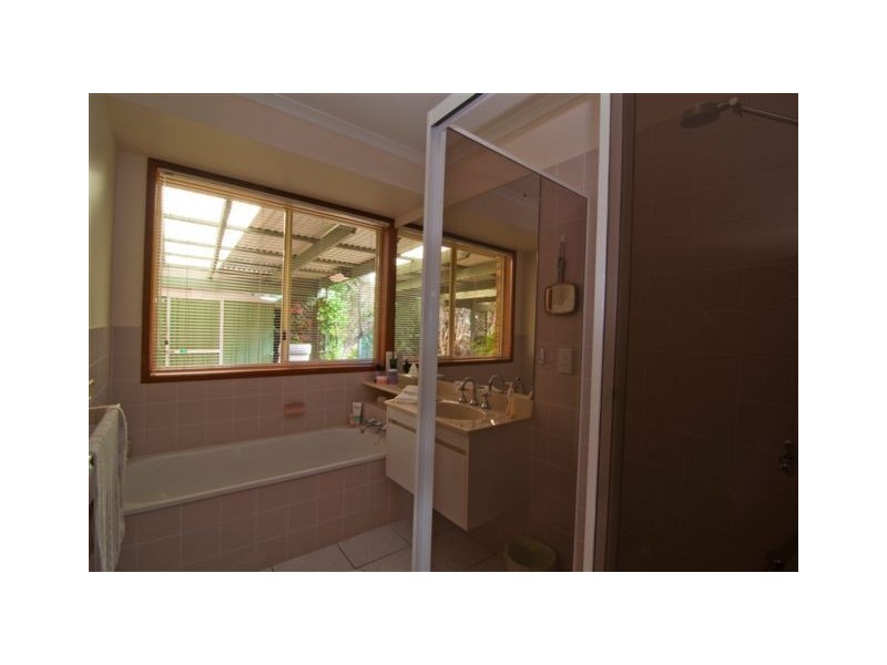 13 Tinarra Close, Maroochy River QLD 4561