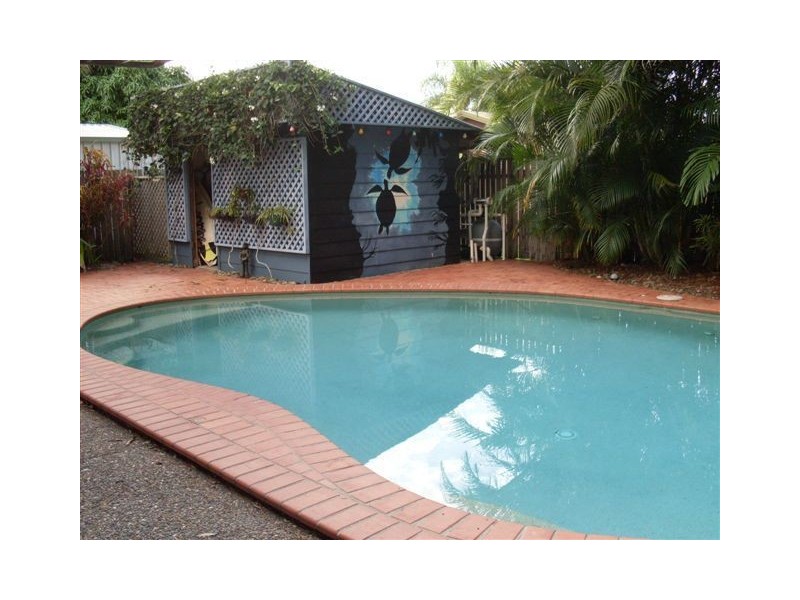 18 Palm Avenue, Coolum Beach QLD 4573