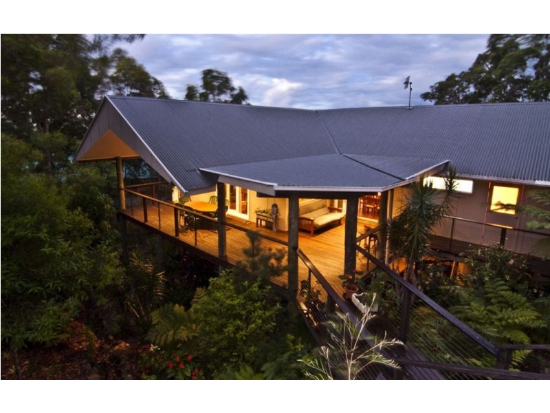 16 Mountain Rise Court, Mount Coolum QLD 4573