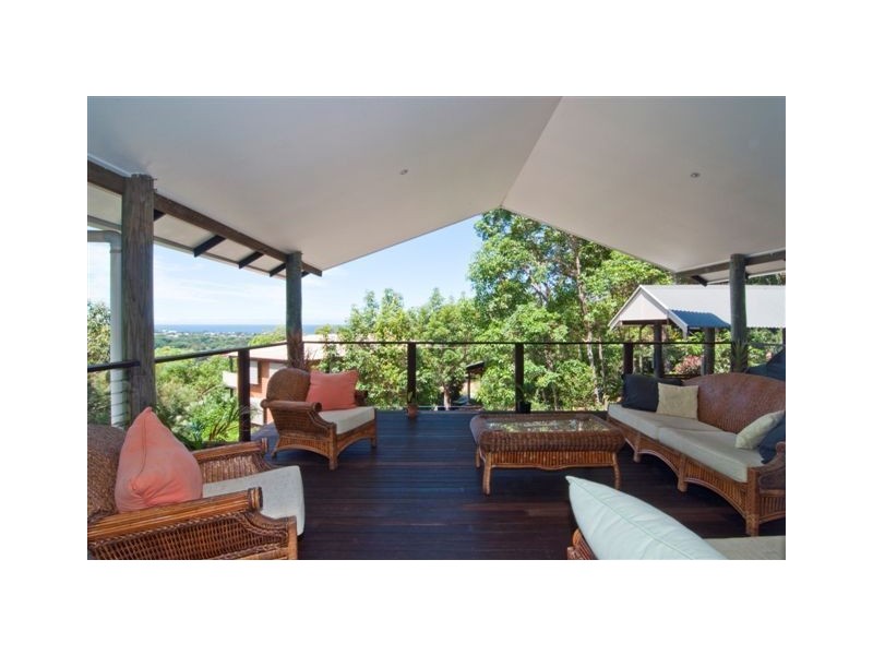 16 Mountain Rise Court, Mount Coolum QLD 4573