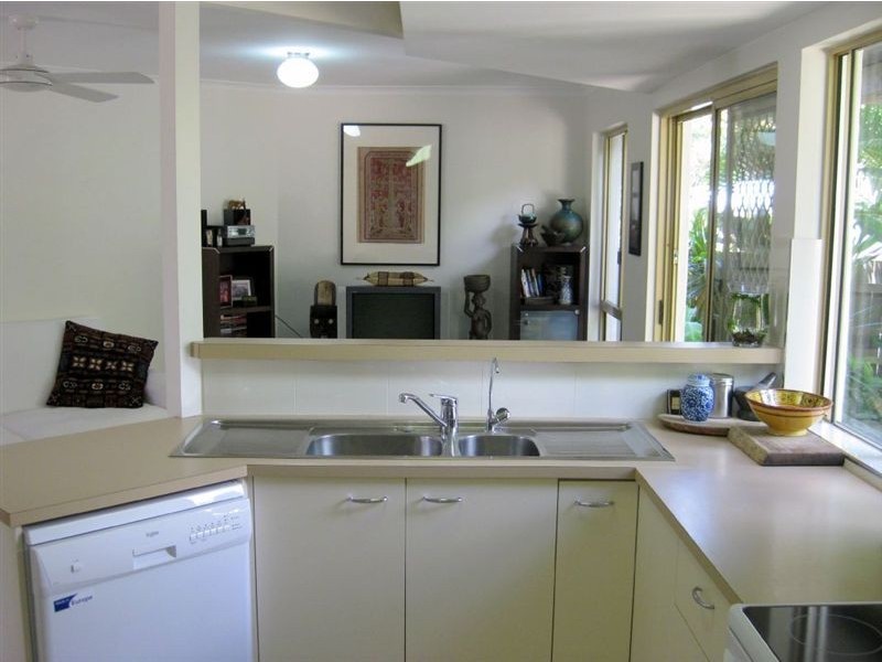 2/6 Power Court, Mount Coolum QLD 4573