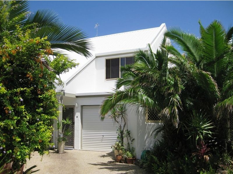 2/6 Power Court, Mount Coolum QLD 4573