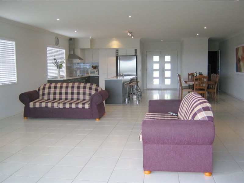 32 Skylark Street, Coolum Beach QLD 4573