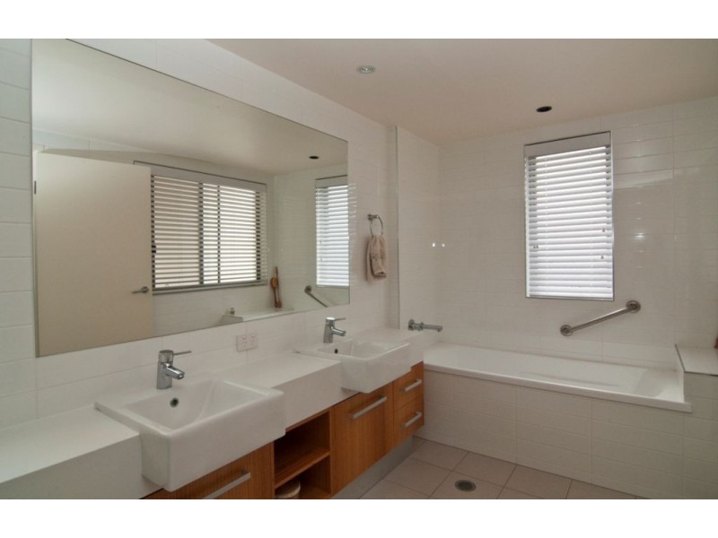 5/1838 David Low Way, Coolum Beach QLD 4573