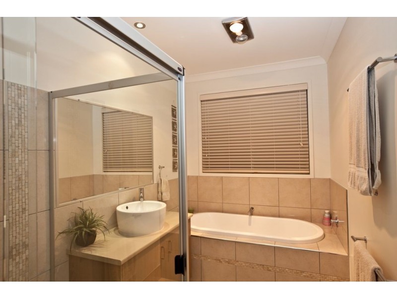 1 Bahran Court, Peregian Springs QLD 4573