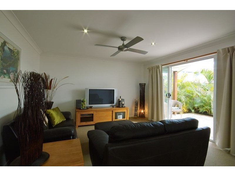 8 Ocean Keys Crescent, Mount Coolum QLD 4573