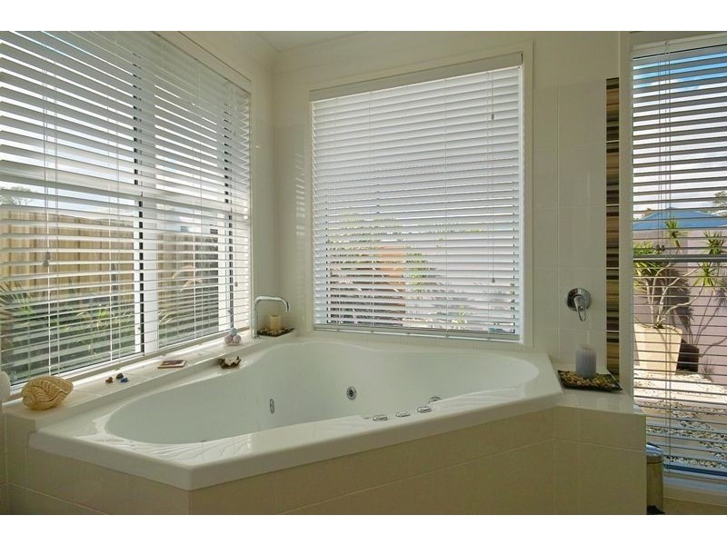 8 Ocean Keys Crescent, Mount Coolum QLD 4573