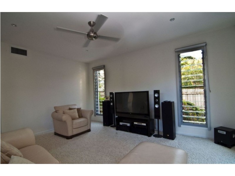 18 Seaspray Avenue, Coolum Beach QLD 4573