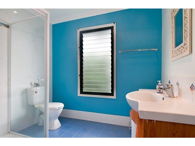 7 Andrew St, Point Arkwright QLD 4573