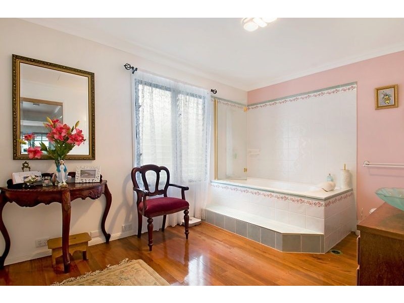 7 Andrew St, Point Arkwright QLD 4573