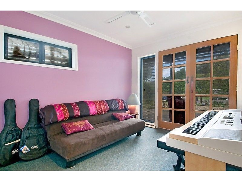 7 Andrew St, Point Arkwright QLD 4573