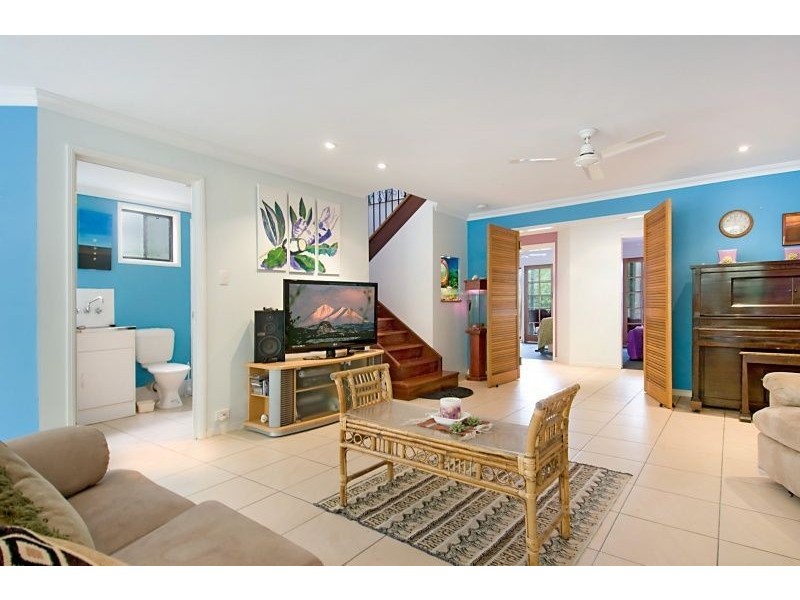 7 Andrew St, Point Arkwright QLD 4573