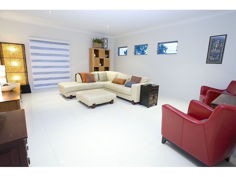 1/157 Centenary Heights, Yaroomba QLD 4573