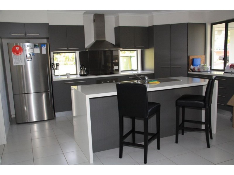 1 Belvedere Place, Maroochy River QLD 4561